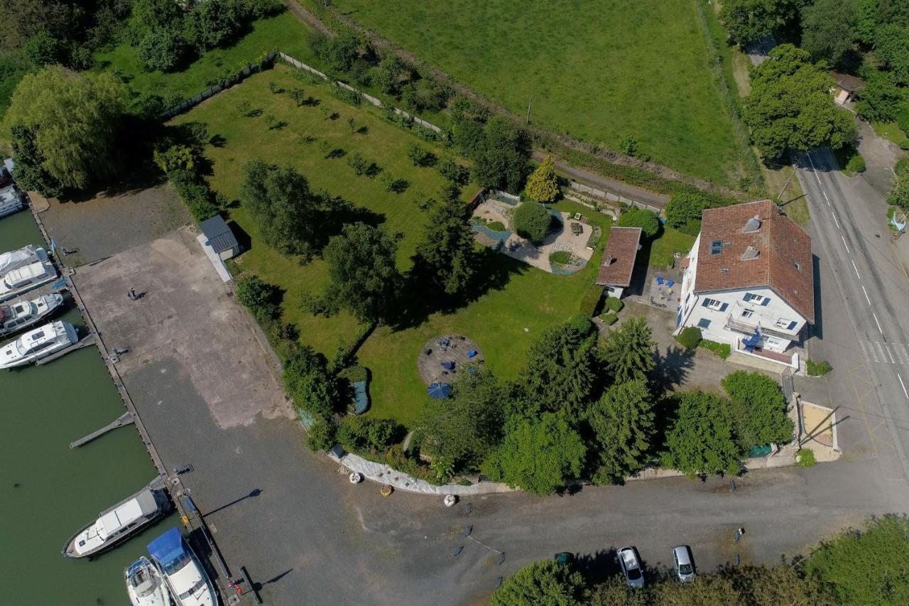 Domaine Du Port Sainte Marie Villa Maizieres-les-Vic Eksteriør bilde
